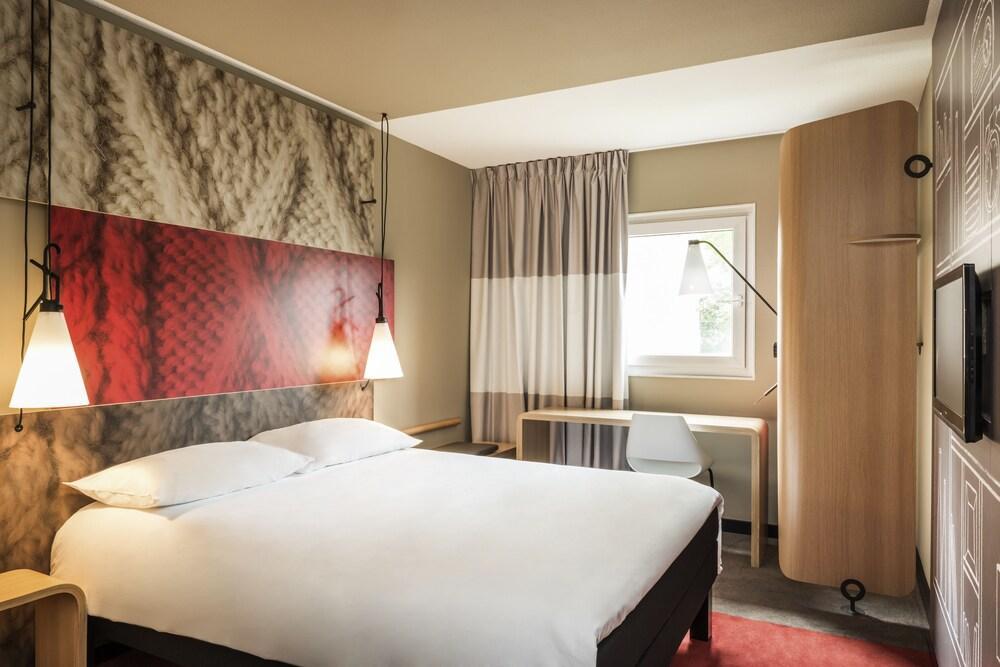 Hotel Ibis Rennes Centre Gare Sud Esterno foto