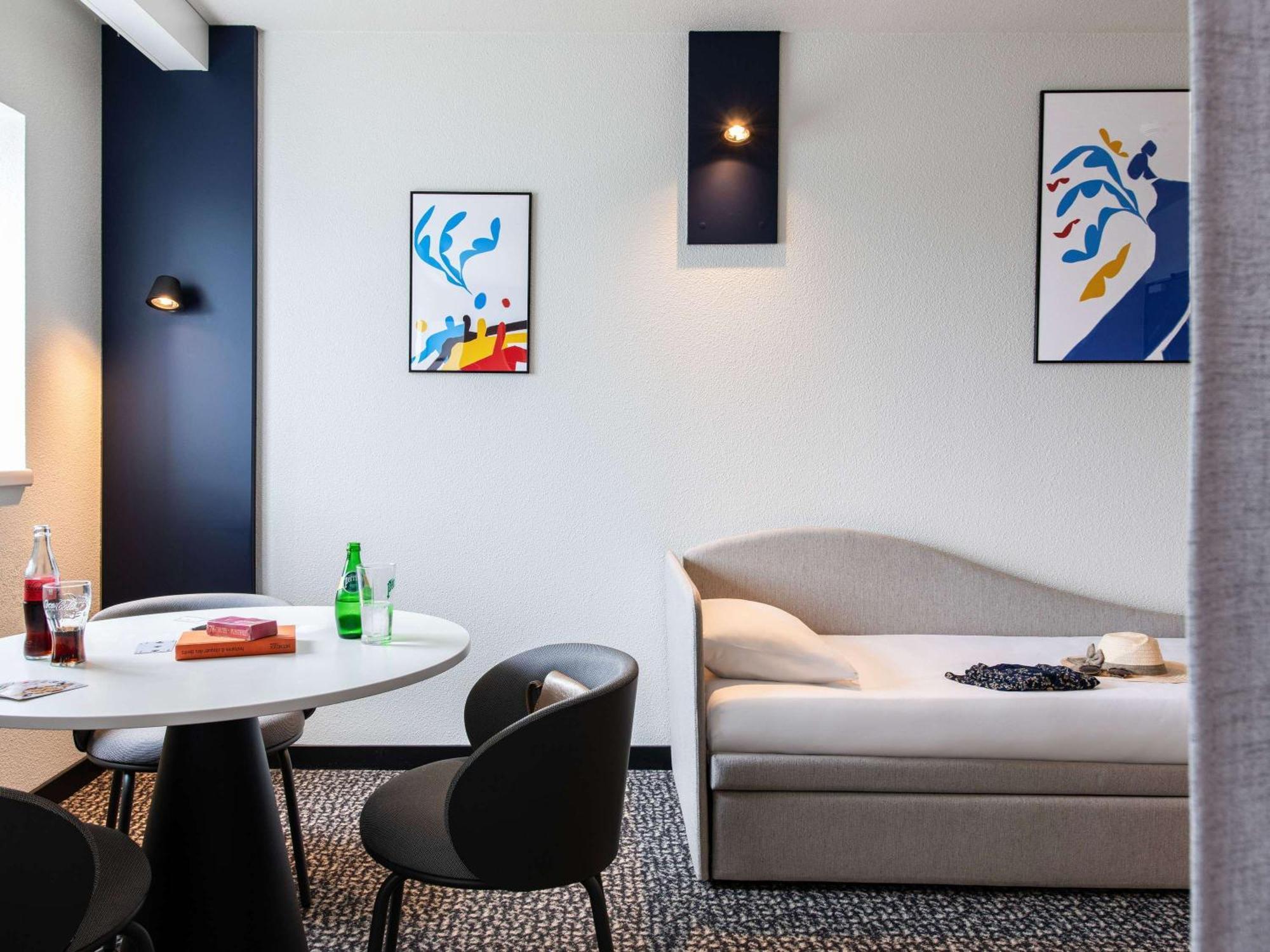 Hotel Ibis Rennes Centre Gare Sud Esterno foto