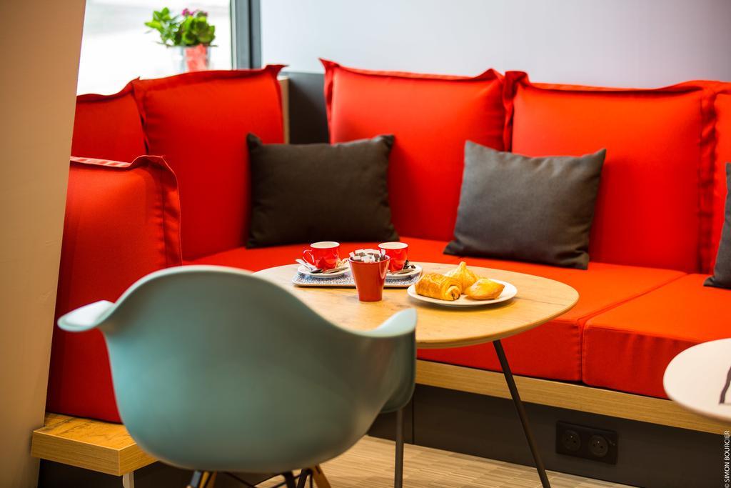 Hotel Ibis Rennes Centre Gare Sud Esterno foto